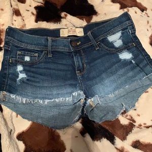 Hollister Jean shorts 5/27